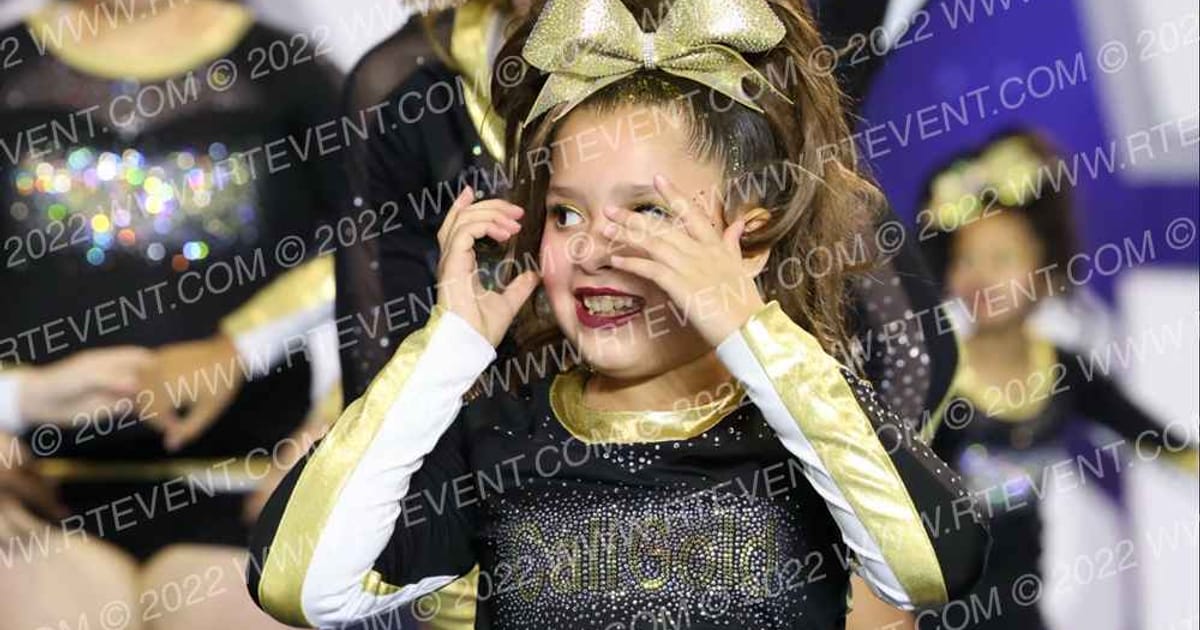 CALIGOLD YOUTH CHEER · Showdown at the Bay