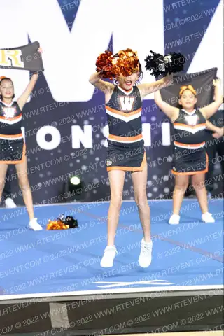 LA PUENTE WARRIORS JR PEE WEES