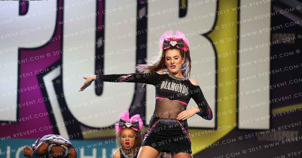 Diamonds All Stars Covergirls · CHEERSPORT NATIONALS HALL B1