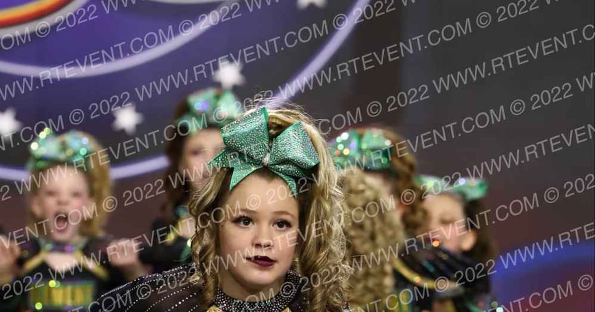 Element Elite Tumbling & Cheer Neon · GLCC Louisville Challenge
