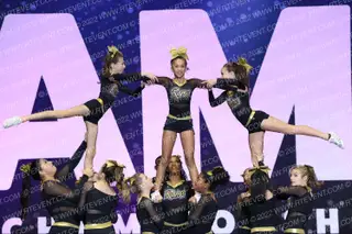 CALABASAS RAMS GLITTER