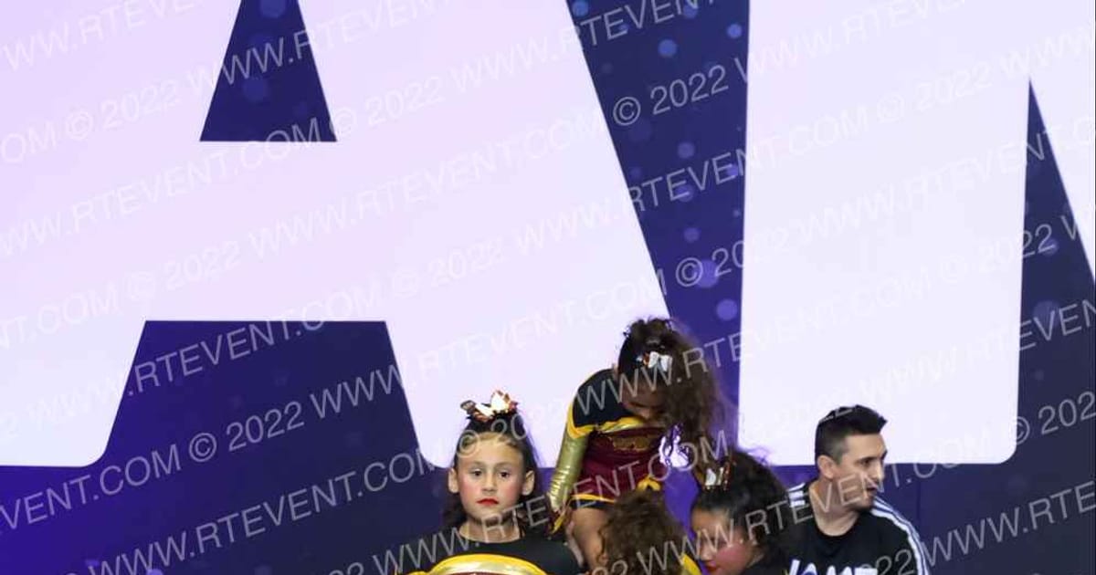WHITTIER REDSKINS JR PEE WEE · Palms and Pyramids