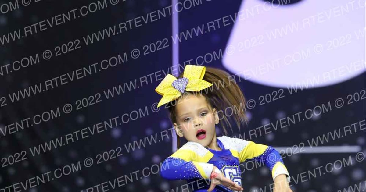 CHARTER OAK LITTLE CHARGERS · Palms and Pyramids