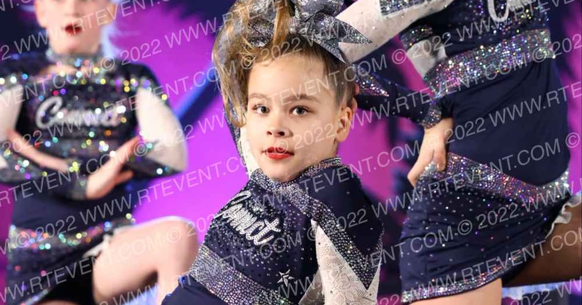 Connect Cheer Northwest Peach · Aloha Portland Showdown DIDII