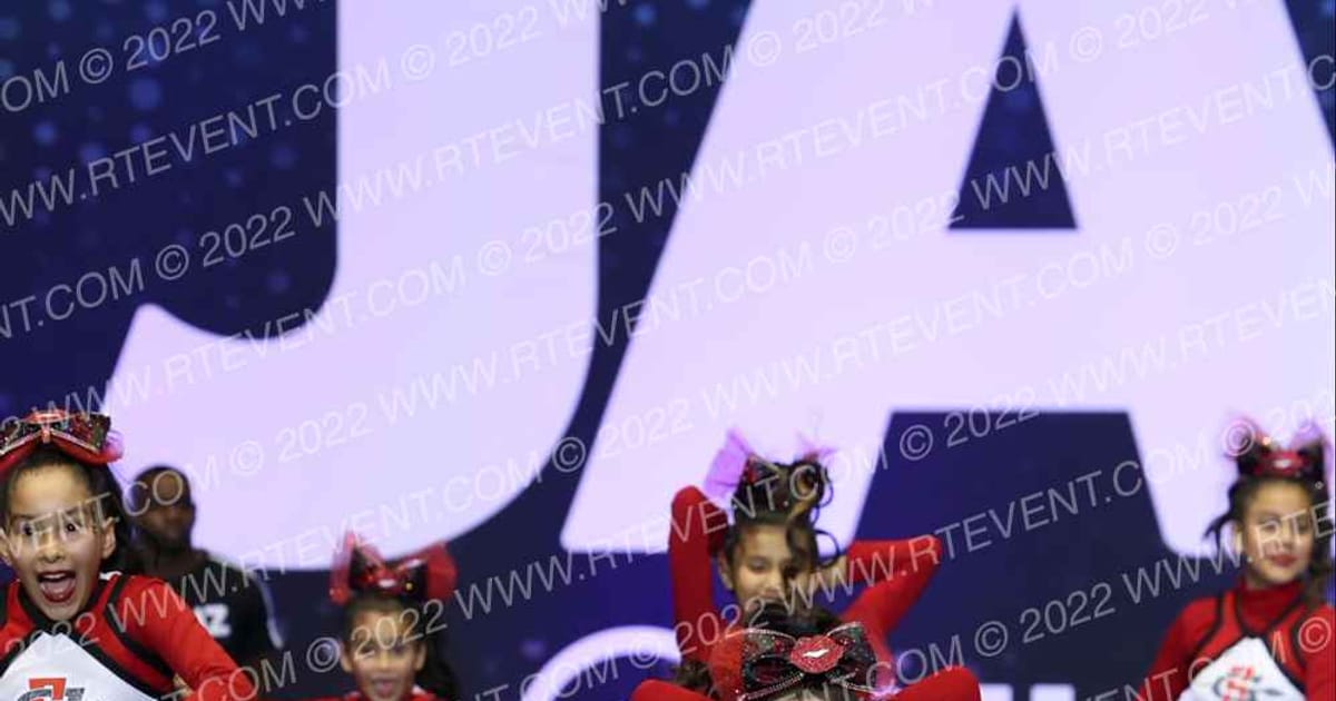SOUTH GATE AZTECS 11U CHEER · Palms and Pyramids