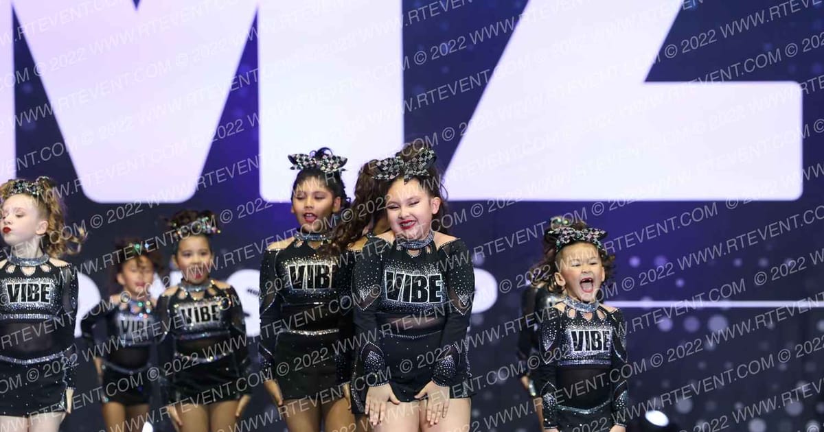 VIBE CHEER ICE QUEENS · Palms and Pyramids