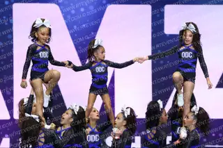 ONE DREAM CHEER GOLDEN GIRLS