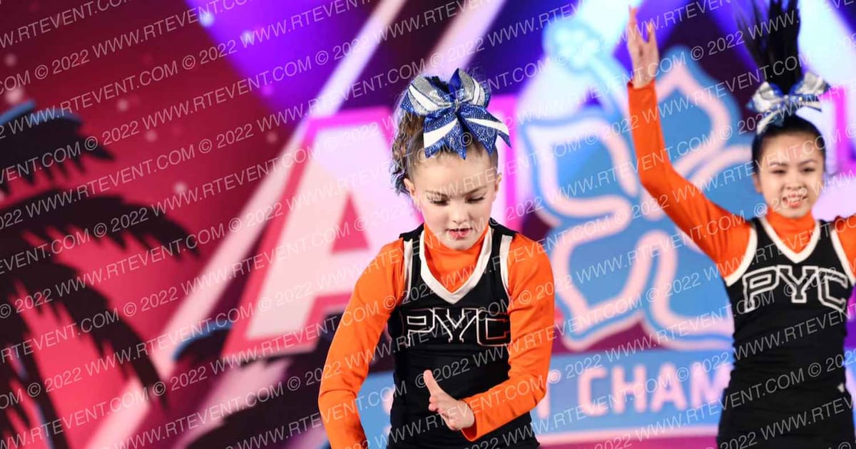 PACIFIC YOUTH CHEER Cats · Aloha Portland Showdown DIDII