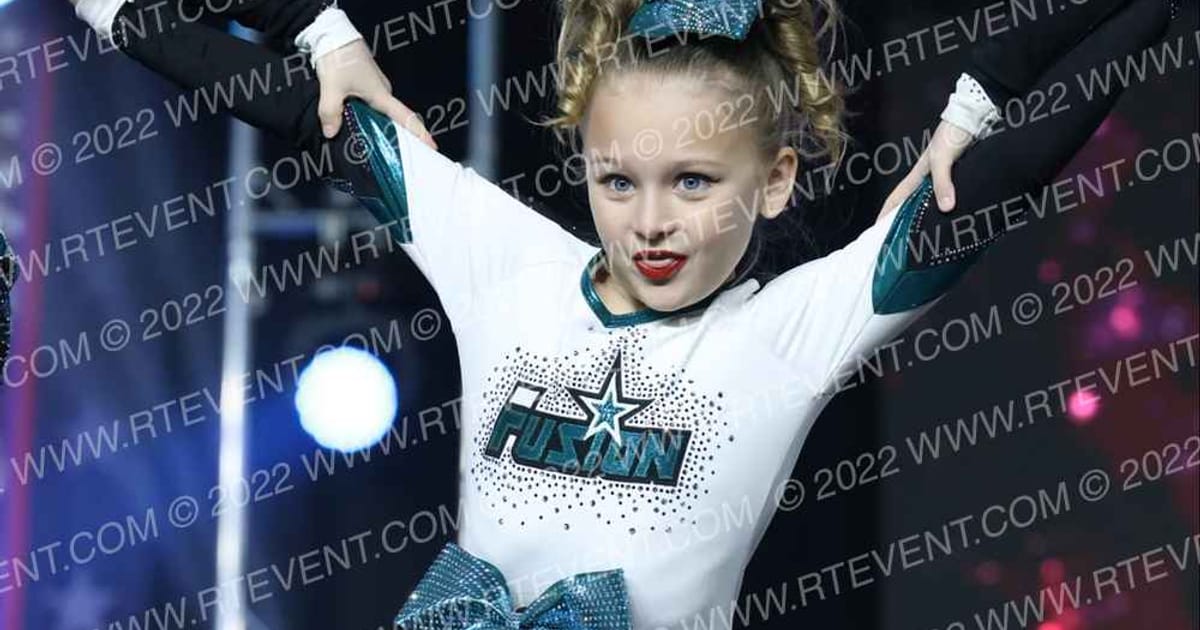 Cheer Fusion Elite Mini Shockwave · Jamfest Cheer Super Nationals
