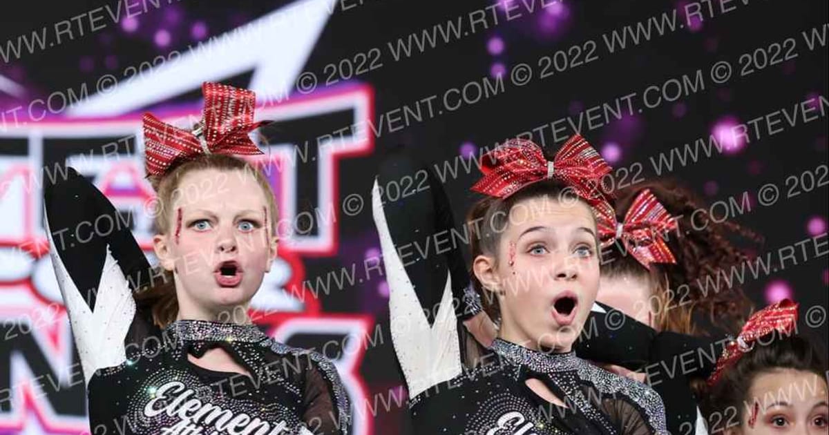 Element Athletics MKE Hotshots · Jamfest Cheer Super Nationals