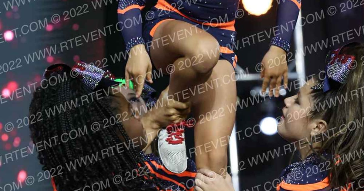 Crush Athletics Apple Crush · Jamfest Cheer Super Nationals