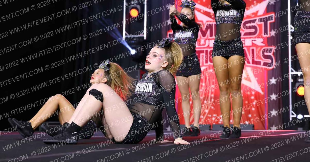 Wisconsin Elite Blue Angels · Jamfest Cheer Super Nationals