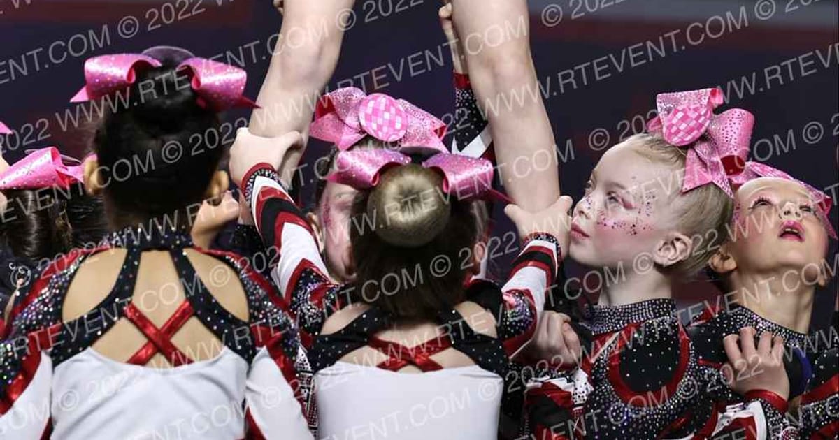 FAME All Stars - Midlo TINY SPICE · Jamfest Cheer Super Nationals