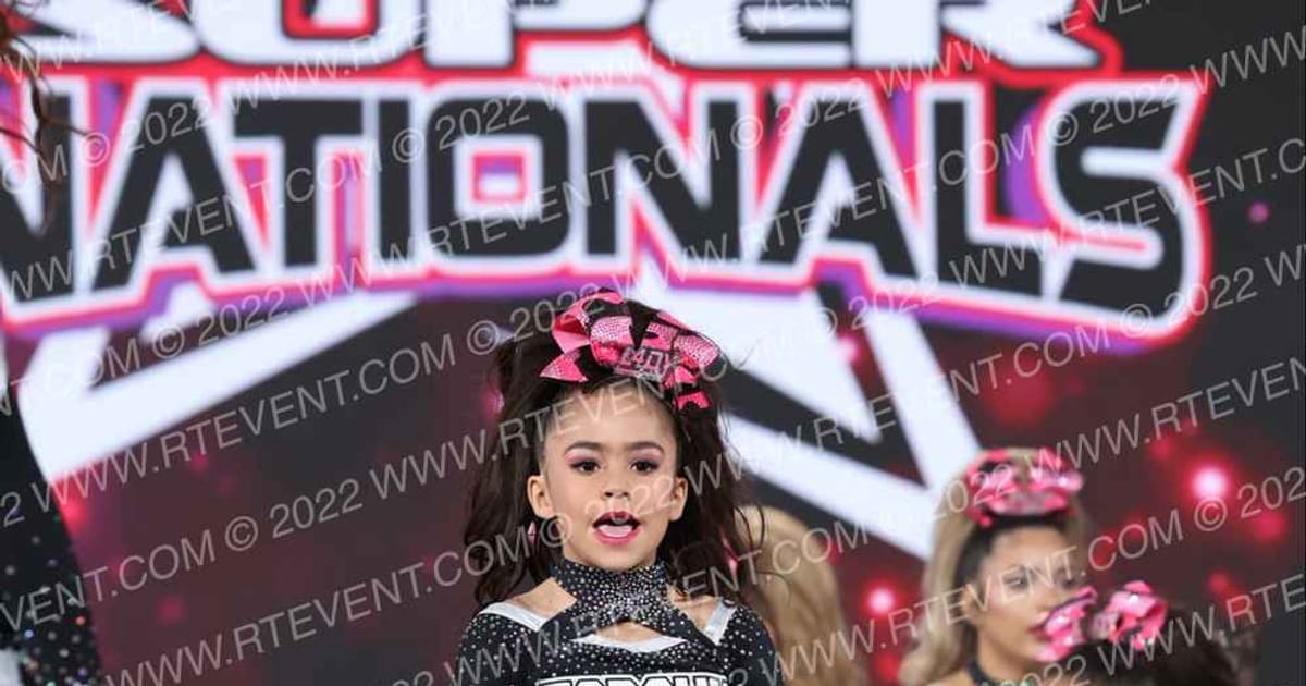 Top Gun All Stars L4dy Bullets · Jamfest Cheer Super Nationals