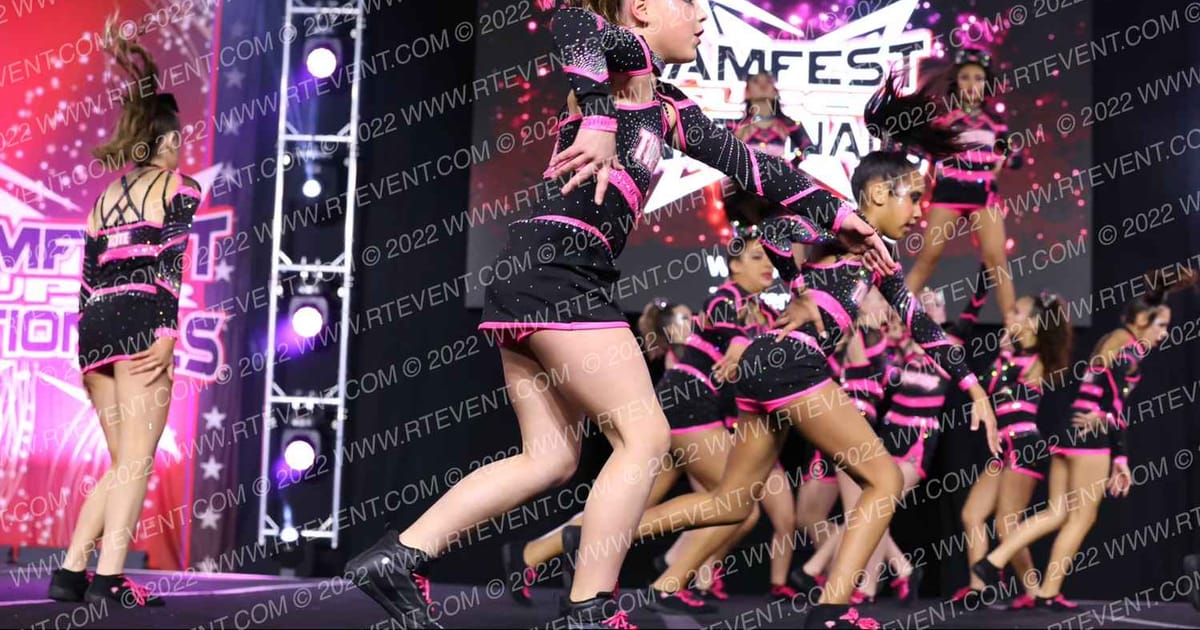 Twisters Elite Weather Girls · Jamfest Cheer Super Nationals