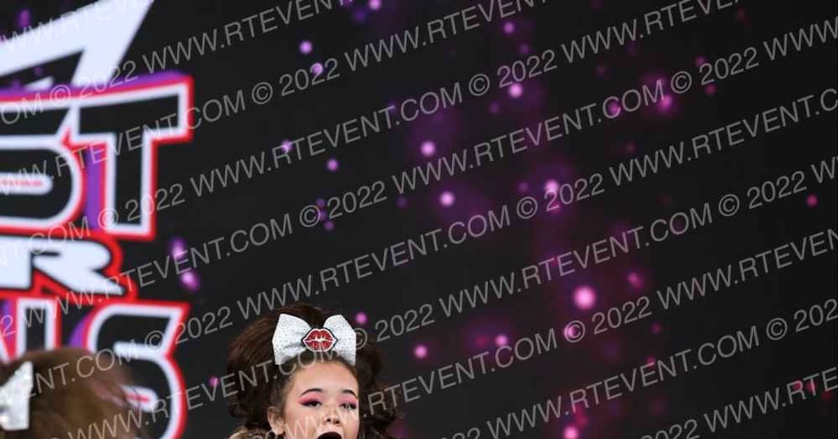 Las Vegas All Stars PLATINUM · Jamfest Cheer Super Nationals