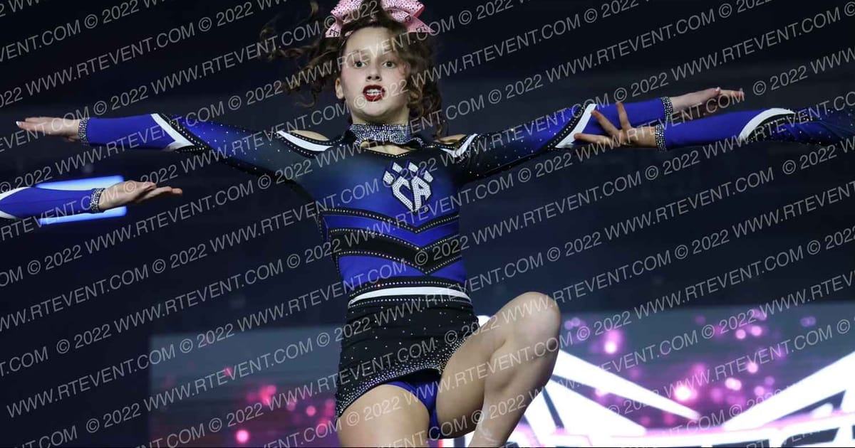 Cheer Athletics St. Louis Indigo Girls · Jamfest Cheer Super Nationals