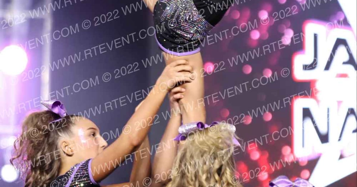 Ultimate Athletics Princesses · Jamfest Cheer Super Nationals