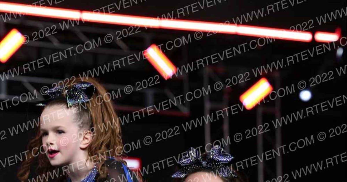 Carolina Elite Love Spell · Jamfest Cheer Super Nationals