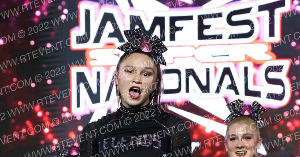 Legends Athletics Fuchsia Fire · Jamfest Cheer Super Nationals