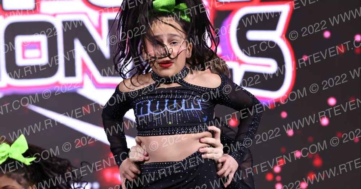 Rock Cheer Company The Beatles · Jamfest Cheer Super Nationals