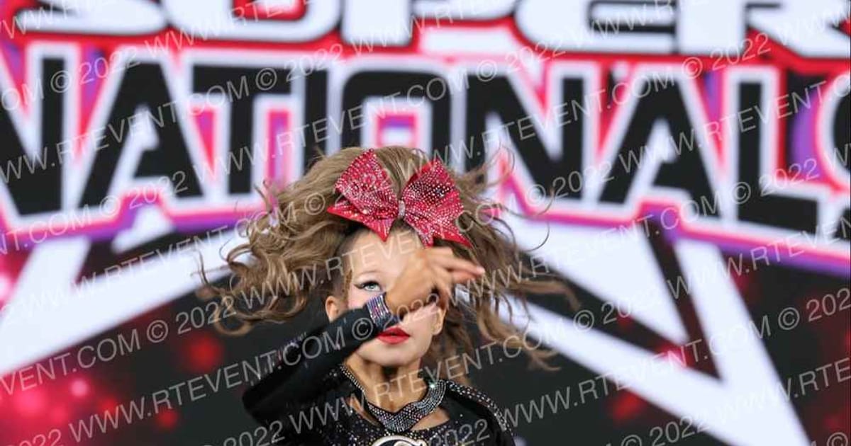 Golden Elite All Stars Stones · Jamfest Cheer Super Nationals
