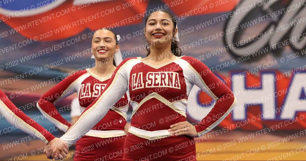 La Serna High School Varsity Cheer · Cheerpros riverside