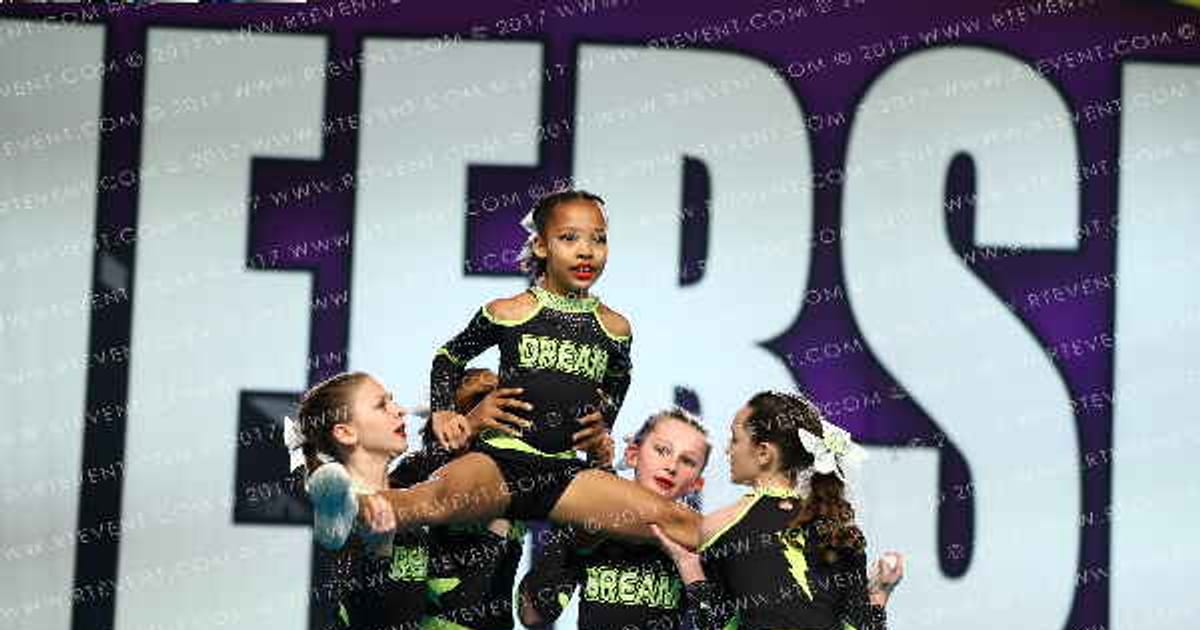 Carolina Dream All Stars Frost · CHEERSPORT NATIONALS HALL B3