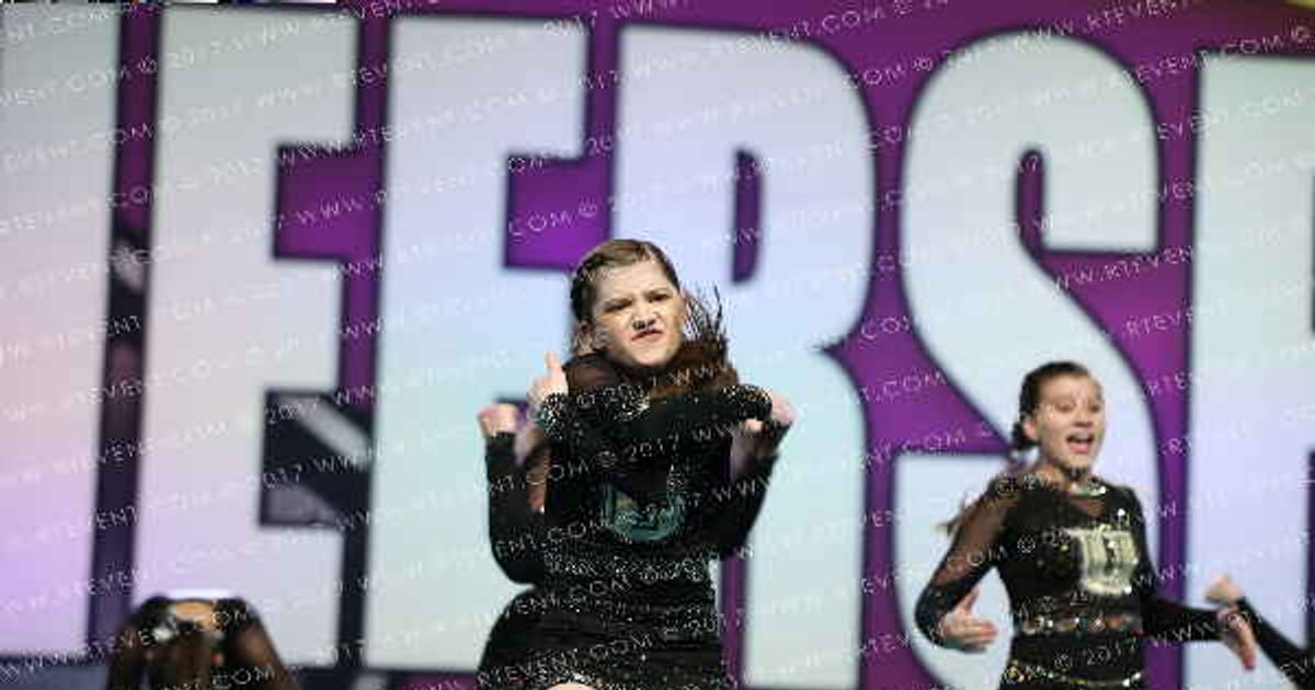 UKnight Training Center Heartbreakers · CHEERSPORT NATIONALS HALL C1