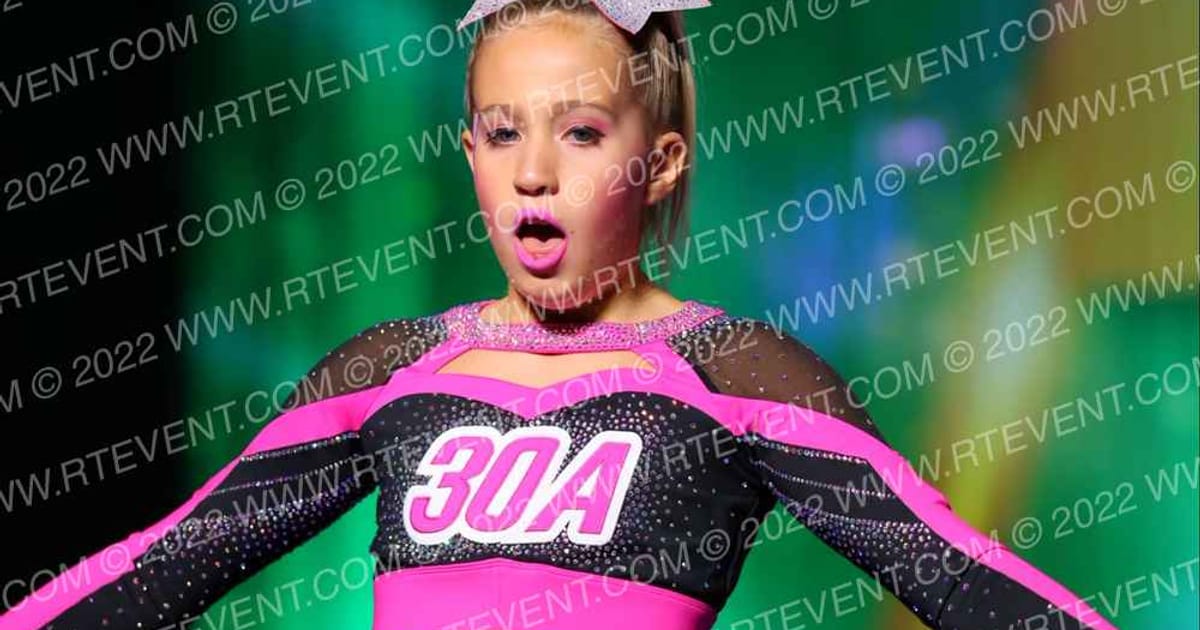 30 A ELITE Luxe Ladies · Mardi Gras Nationals