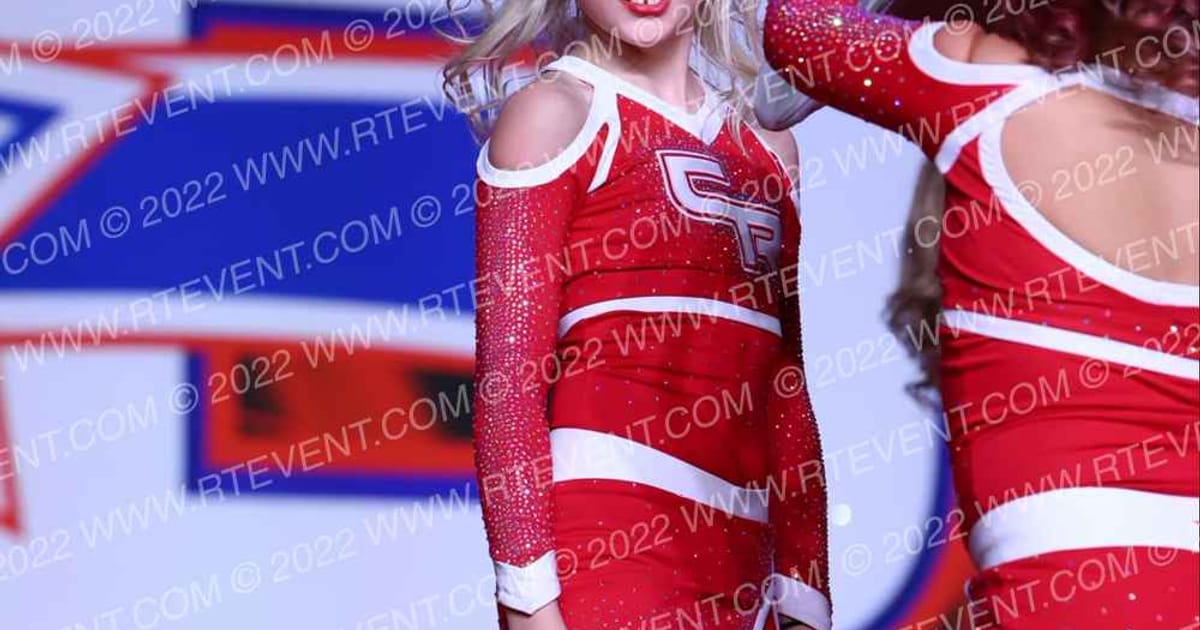 Cheer Revolution Bombshells · Spirit of Hope Grand Nationals
