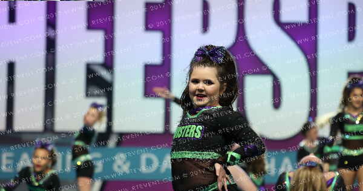 Knoxville Twisters Sleet · CHEERSPORT NATIONALS HALL C1