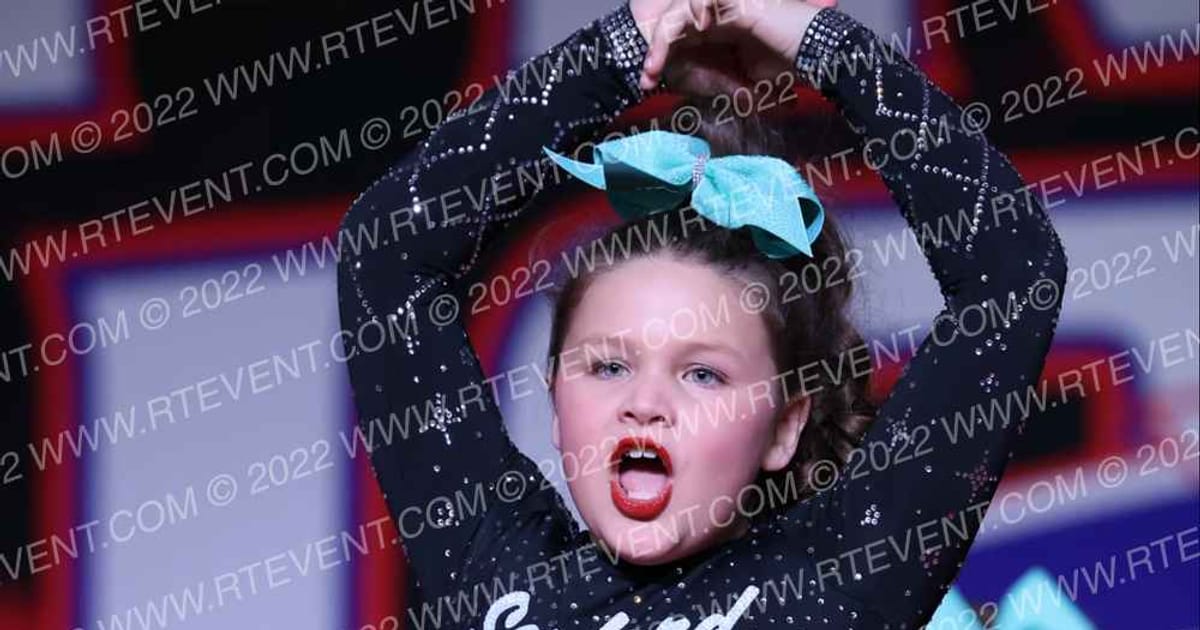 Sanford All-Star Cheerleading Mini Mint · Spirit of Hope Grand Nationals