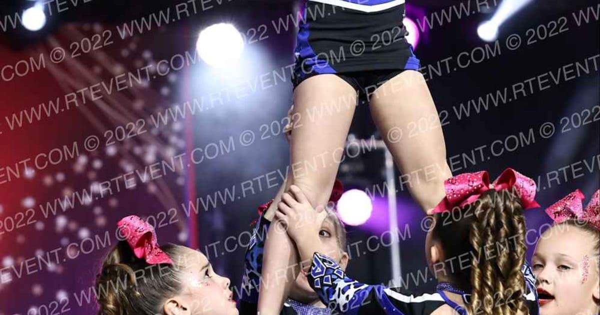 Cheer Athletics St. Louis Blue Berries · Jamfest Cheer Super Nationals