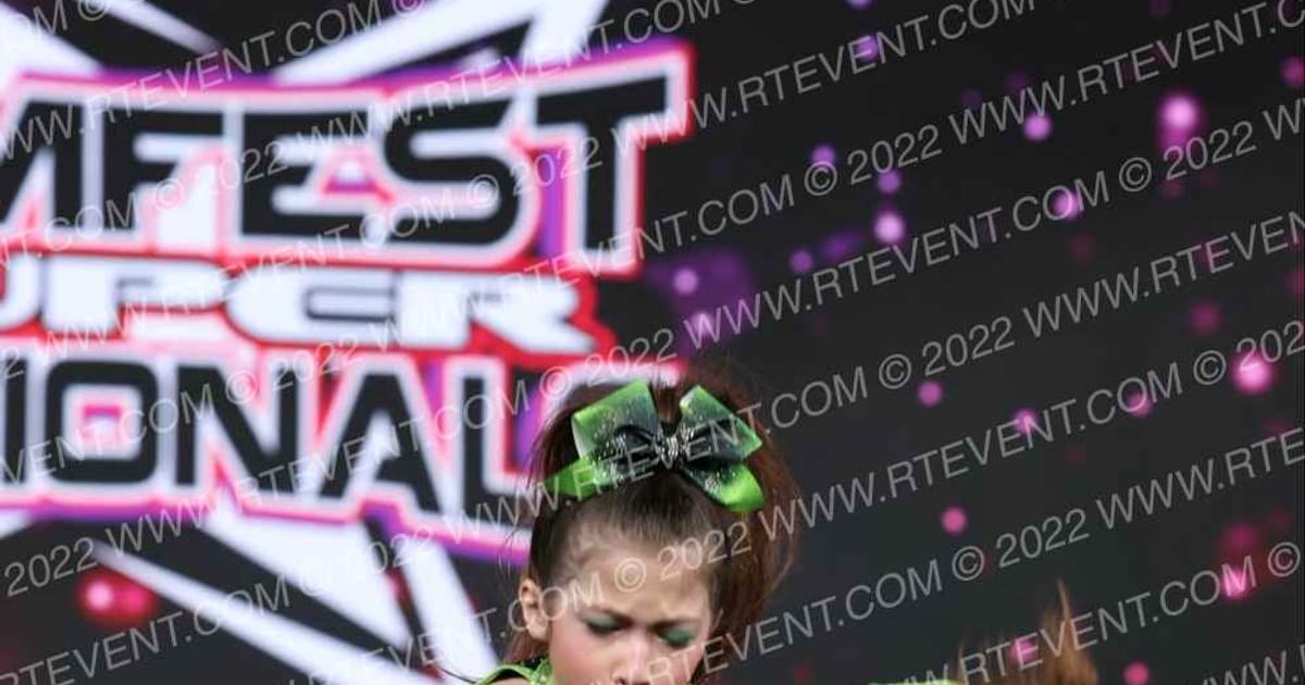 Geneva Xtreme Cheer Material Girls · Jamfest Cheer Super Nationals