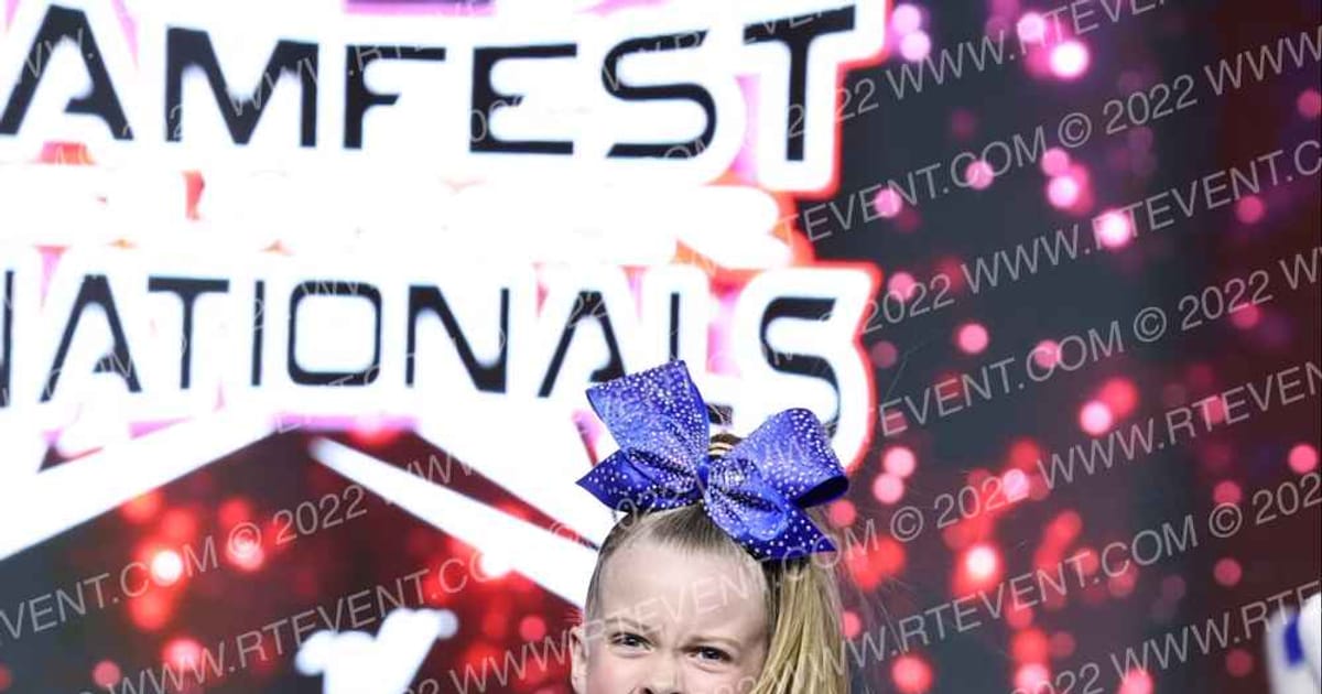 Cheer St Louis Halos · Jamfest Cheer Super Nationals