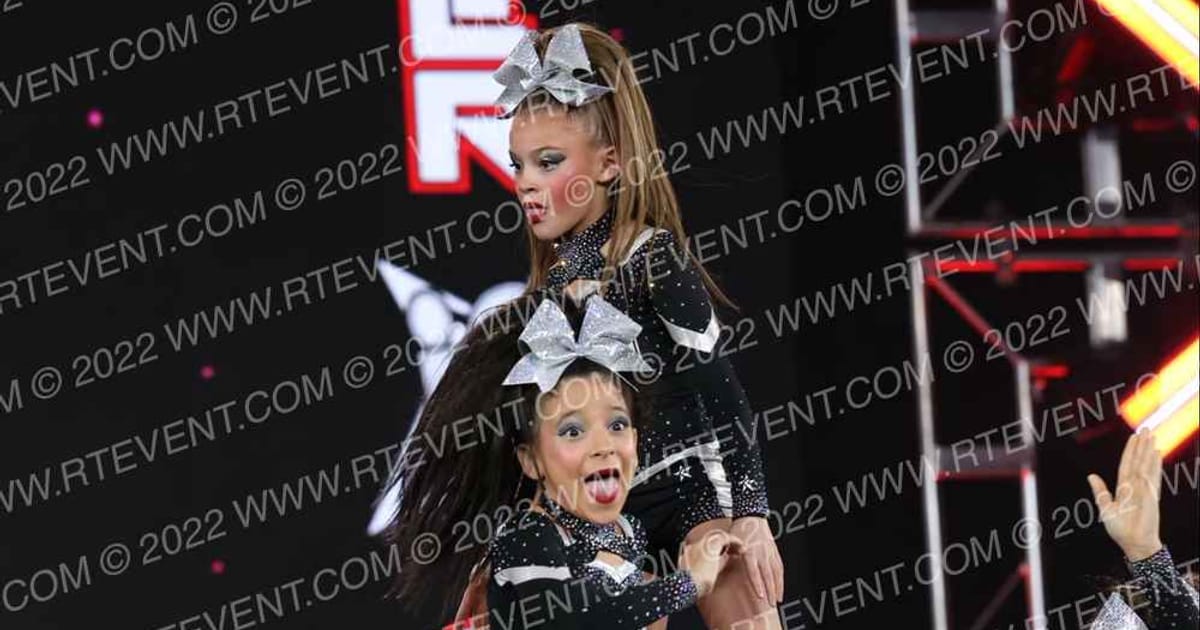 Top Gun All Stars Sassy Guns · Jamfest Cheer Super Nationals