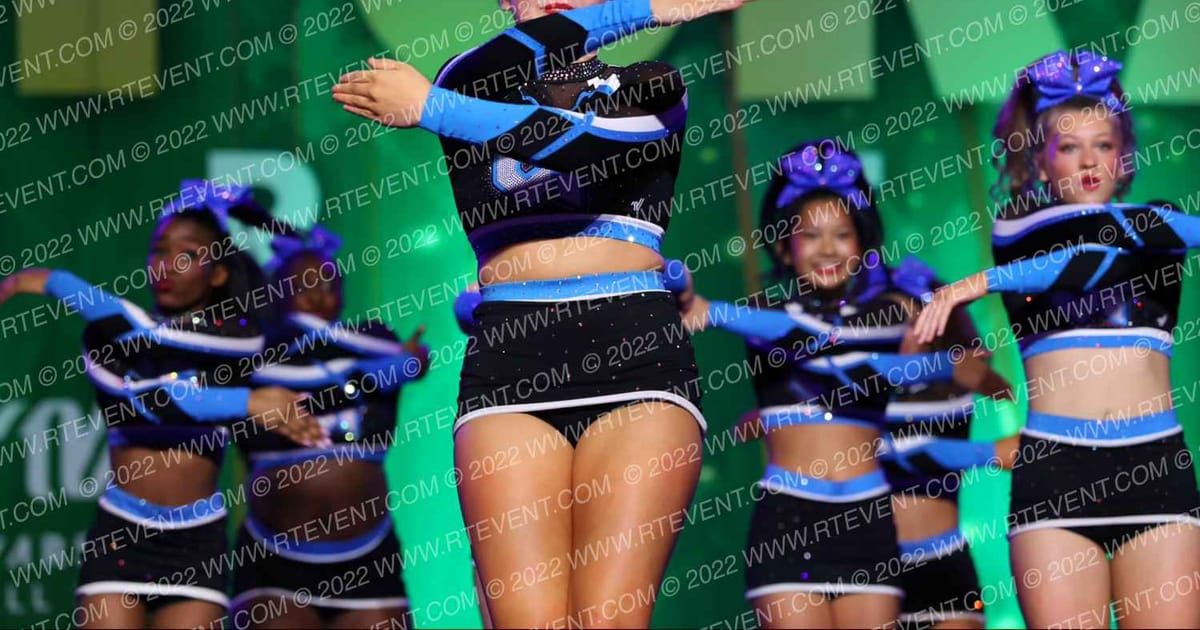 Louisiana Cheer Force Cobalt · Mardi Gras Nationals