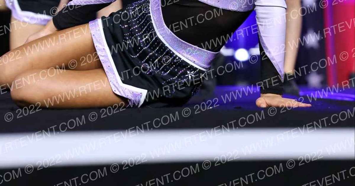 Dragons Elite Golden Eye - Fame 007 · Jamfest Cheer Super Nationals