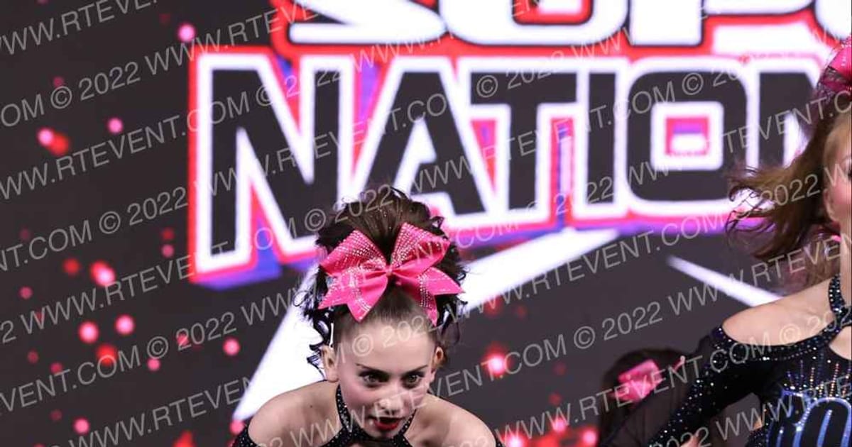 Rock Cheer Company Kiss · Jamfest Cheer Super Nationals