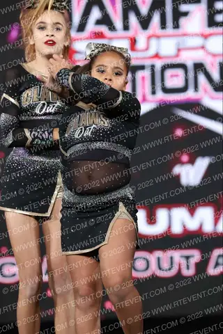 Claws Out All Stars Pumas