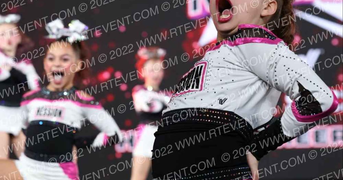 Hession Cheer Academy Pink Sizzle · Jamfest Cheer Super Nationals