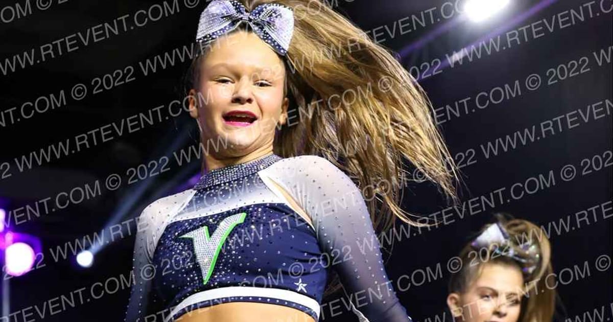 CheerVille HV Phoenix · Jamfest Cheer Super Nationals