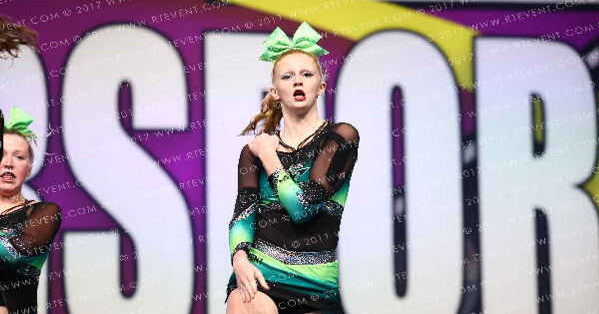 Element Elite Tumbling and Cheer PLATINUM · CHEERSPORT NATIONALS HALL C2