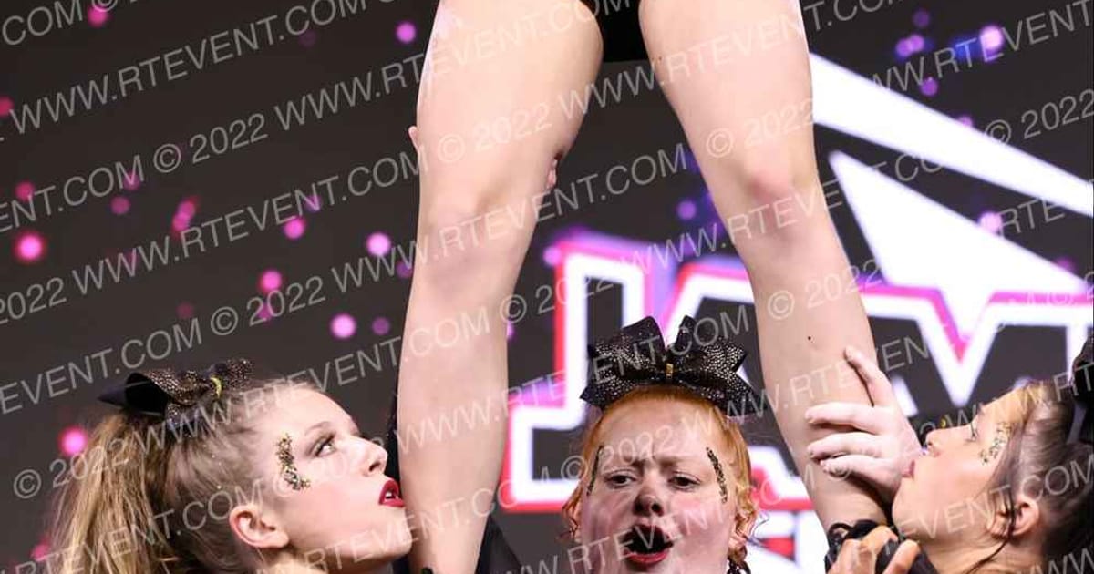Cheer Athletics - Chicago Instinct · Jamfest Cheer Super Nationals
