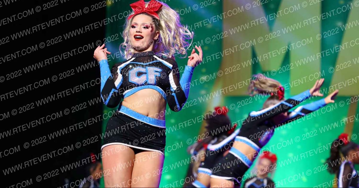 Louisiana Cheer Force Scarlet · Mardi Gras Nationals