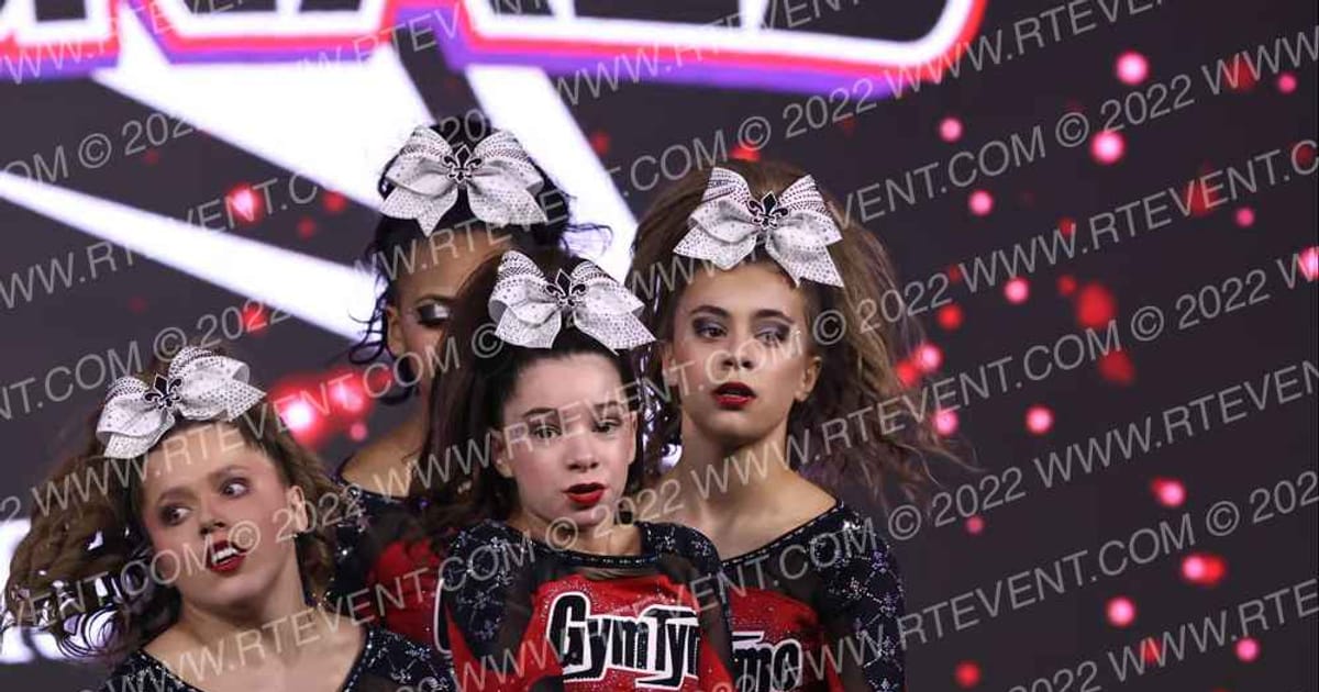 South Coast Cheer Miss Twist · Jamfest Cheer Super Nationals