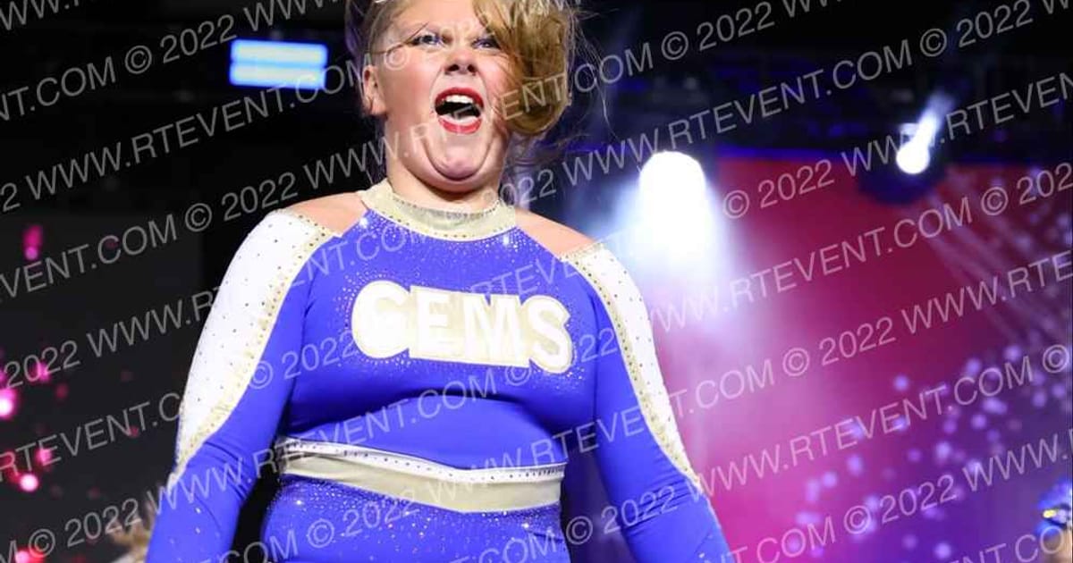 Gold Medal Gems Black Pearls · Jamfest Cheer Super Nationals