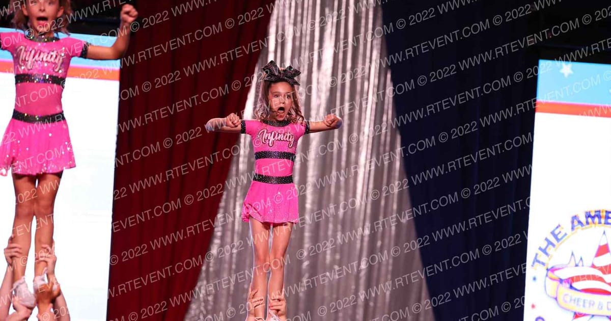 Infinity Allstars Diamonds · The STATE Daytona Beach Nationals