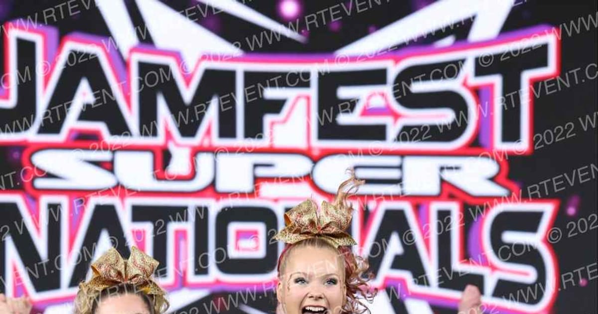 Cheer Athletics - Chicago Lady Blaze · Jamfest Cheer Super Nationals
